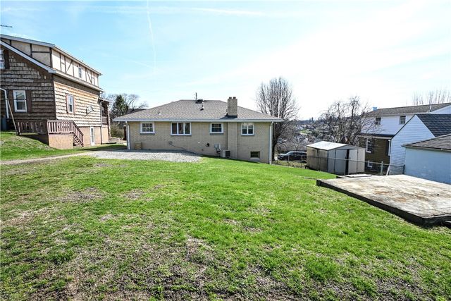 1055 DENNIS AVENUE, Monessen, PA 15062