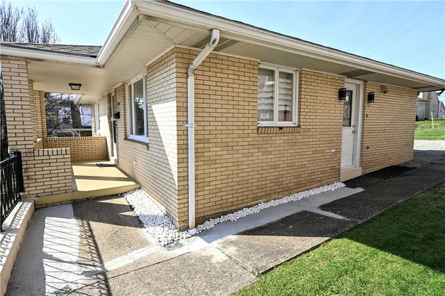 1055 DENNIS AVENUE, Monessen, PA 15062