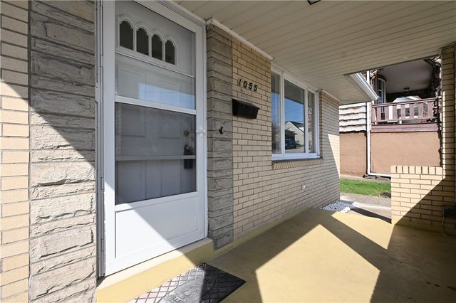 1055 DENNIS AVENUE, Monessen, PA 15062