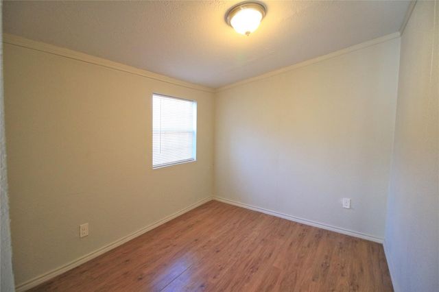 1329 Tawakoni Drive, West Tawakoni, TX 75474
