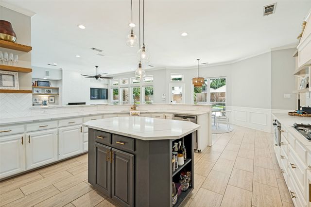 261 Candlelight Cove, Coppell, TX 75019