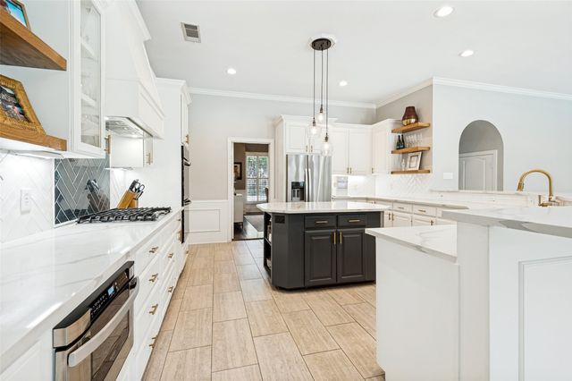 261 Candlelight Cove, Coppell, TX 75019