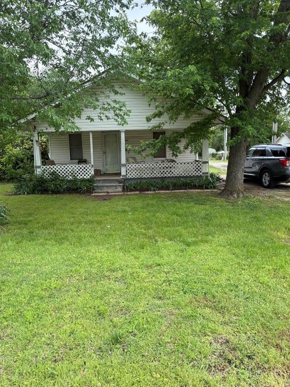 16 E Clegern Avenue, Edmond, OK 73034