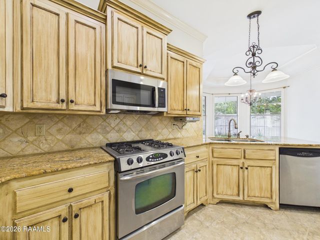 200 Croft Row, Lafayette, LA 70503