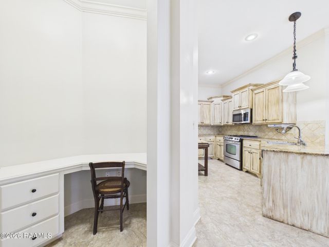200 Croft Row, Lafayette, LA 70503
