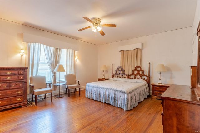 905 E Blackford Avenue, Evansville, IN 47713