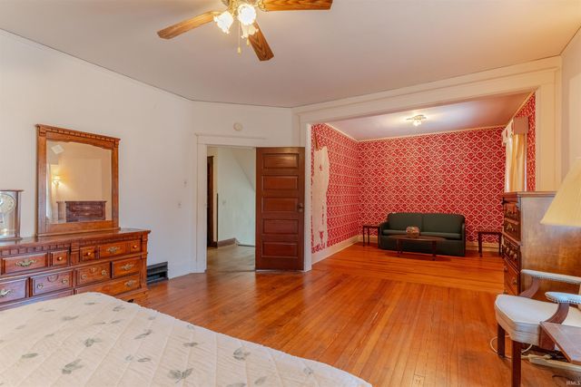 905 E Blackford Avenue, Evansville, IN 47713