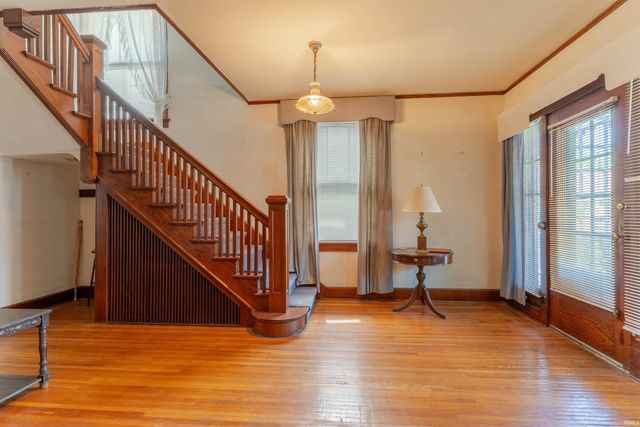 905 E Blackford Avenue, Evansville, IN 47713