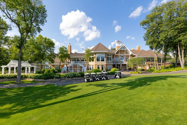8665 Wynstone Pass, Eden Prairie, MN 55347
