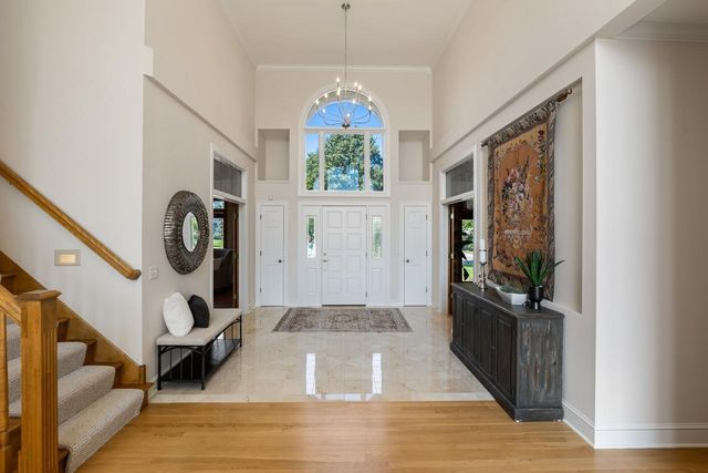 8665 Wynstone Pass, Eden Prairie, MN 55347