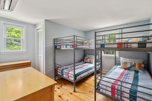 24 E Harbor Dr, Falmouth, MA 02540