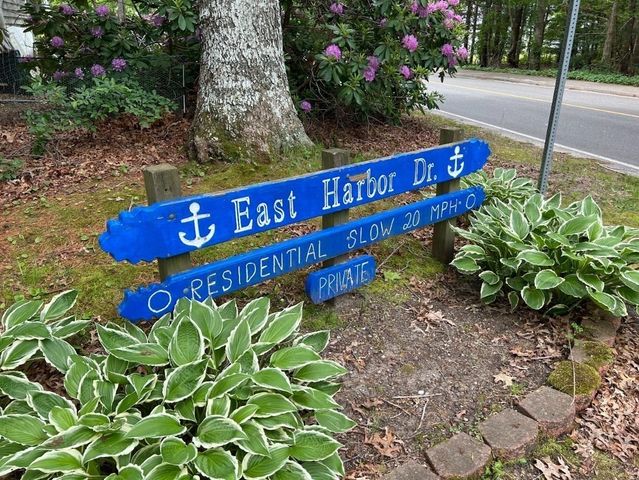 24 E Harbor Dr, Falmouth, MA 02540
