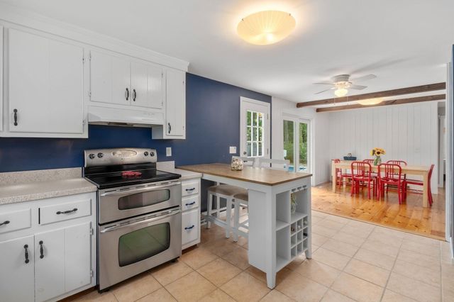 24 E Harbor Dr, Falmouth, MA 02540