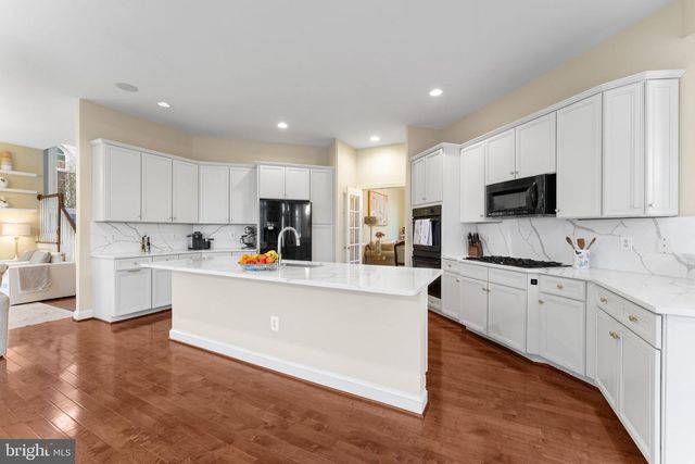 8441 LINK HILLS LOOP, Gainesville, VA 20155