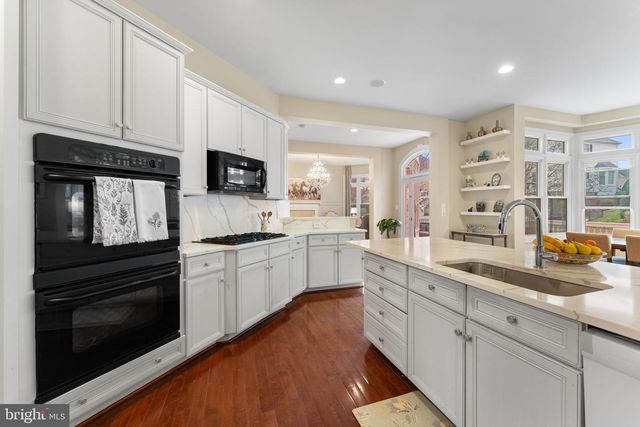 8441 LINK HILLS LOOP, Gainesville, VA 20155
