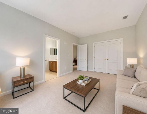 8441 LINK HILLS LOOP, Gainesville, VA 20155