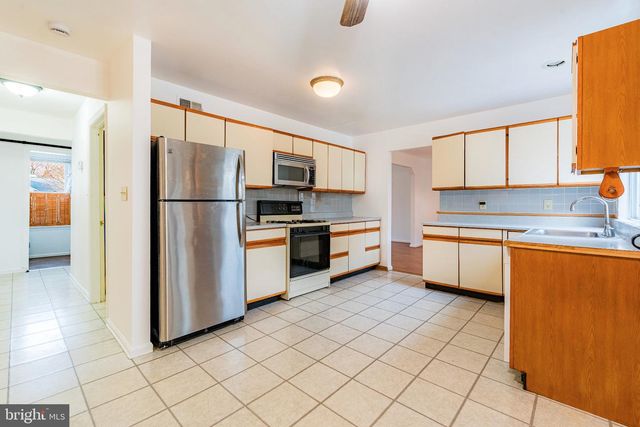 12233 GUINEVERE RD, Glenn Dale, MD 20769