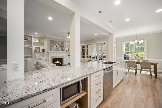 33 Old Grove, Apex, NC 27502