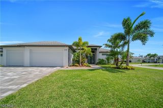 2728 SW 4th LN, Cape Coral, FL 33991