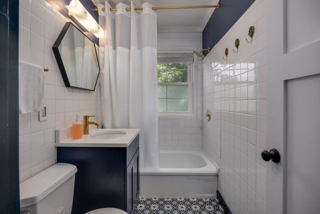 3744 Sargent Street, Madison, WI 53714