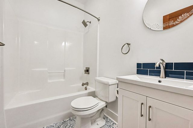 1164 Hawkins Court, Kalamazoo, MI 49009