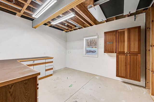 1164 Hawkins Court, Kalamazoo, MI 49009