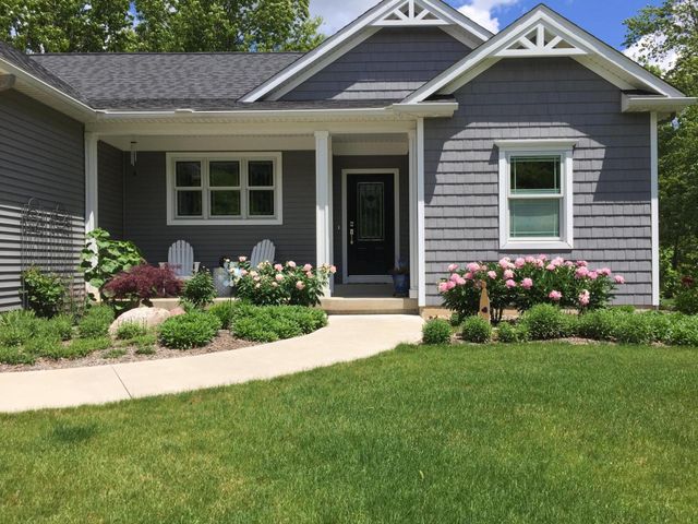 1164 Hawkins Court, Kalamazoo, MI 49009