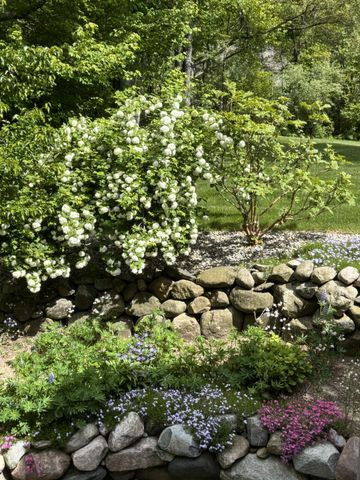 1164 Hawkins Court, Kalamazoo, MI 49009