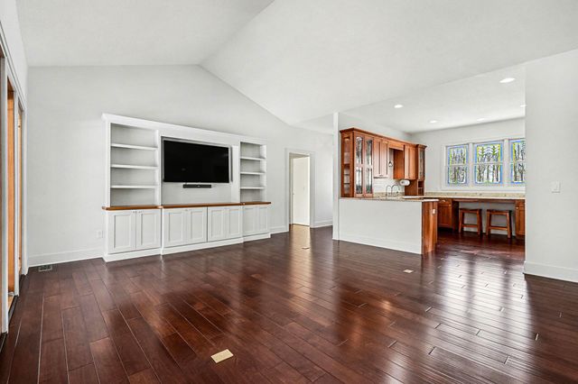 1164 Hawkins Court, Kalamazoo, MI 49009