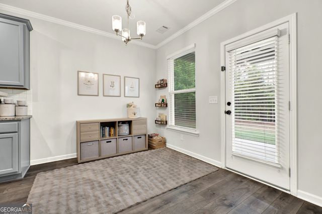 12 Winchester Avenue, Adairsville, GA 30103