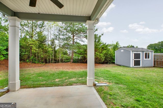 12 Winchester Avenue, Adairsville, GA 30103