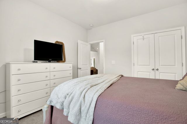 12 Winchester Avenue, Adairsville, GA 30103