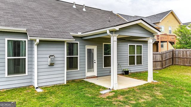 12 Winchester Avenue, Adairsville, GA 30103