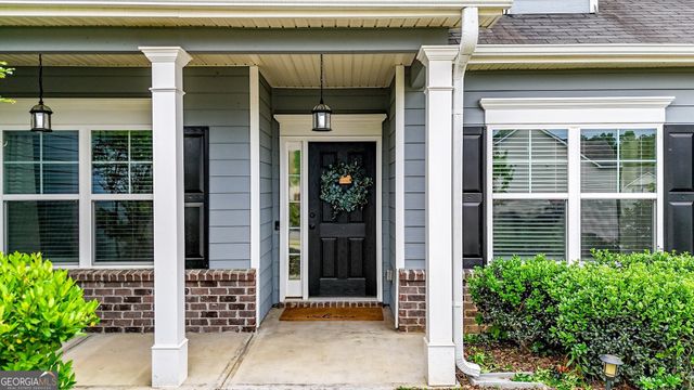 12 Winchester Avenue, Adairsville, GA 30103