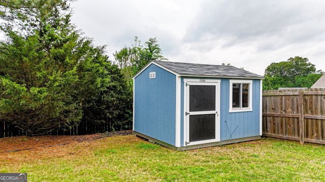 12 Winchester Avenue, Adairsville, GA 30103