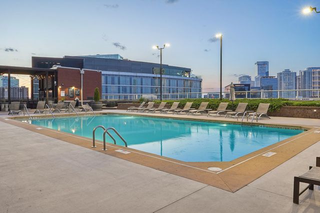 600 12th Ave S Apt 1608, Nashville, TN 37203