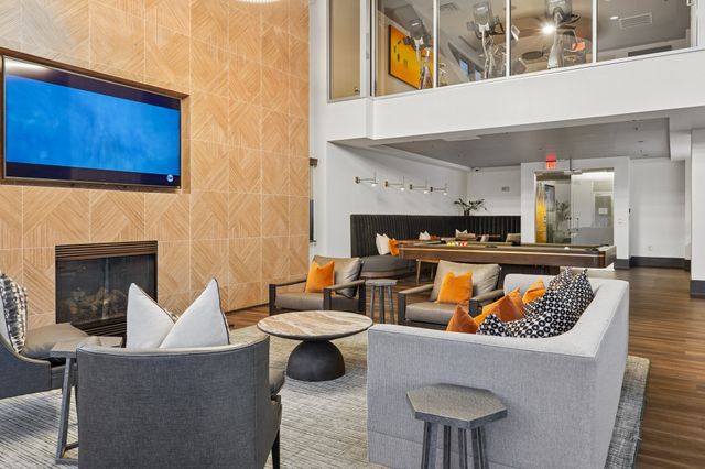600 12th Ave S Apt 1608, Nashville, TN 37203