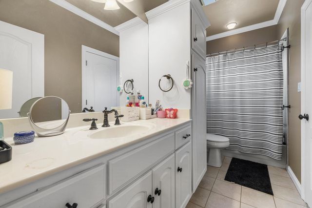 27 Gleneagle Drive, Cabot, AR 72023