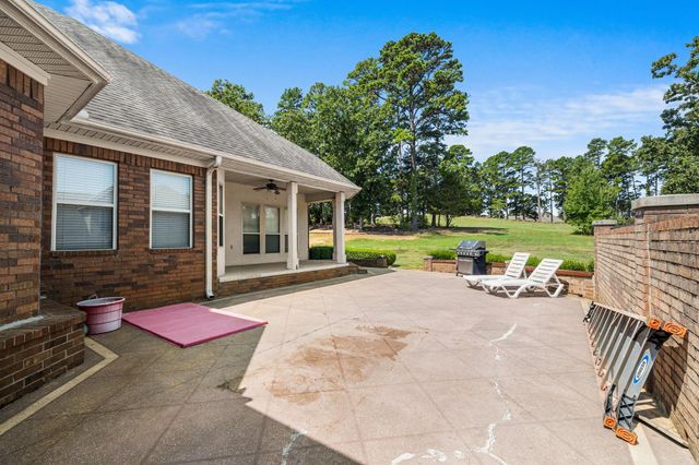 27 Gleneagle Drive, Cabot, AR 72023