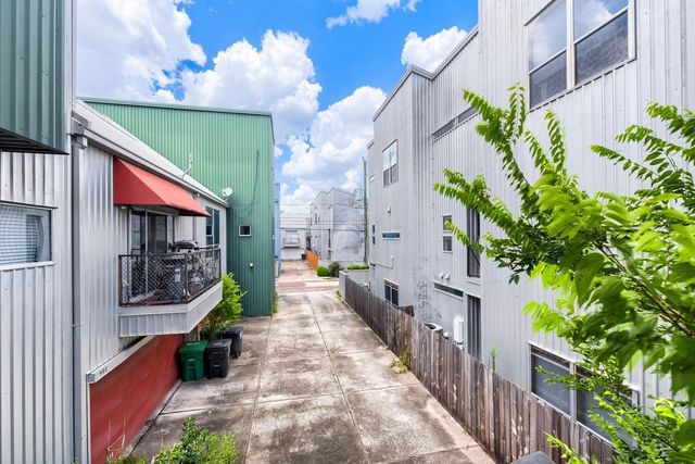 905 Andrews Street, Houston, TX 77019