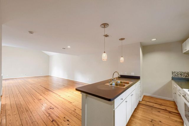 905 Andrews Street, Houston, TX 77019