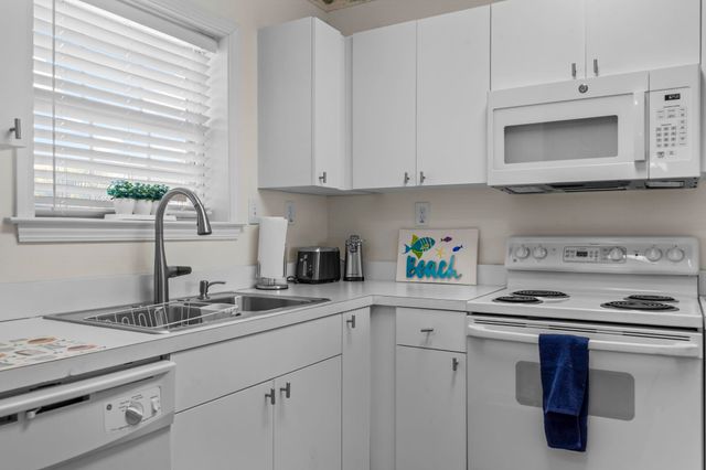 5751 Oyster Catcher Dr Unit 124, North Myrtle Beach, SC 29582