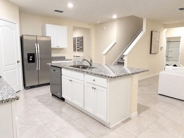 2820 BIG SUR ROAD, Davenport, FL 33837