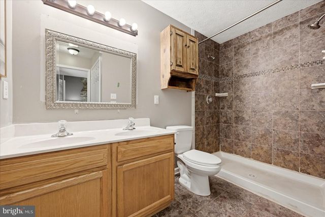 99 BOBBIE CT, Front Royal, VA 22630