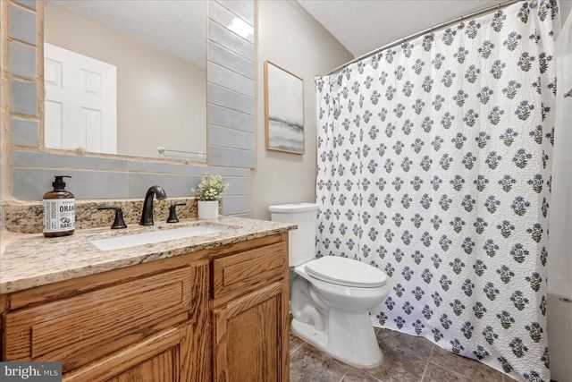 99 BOBBIE CT, Front Royal, VA 22630