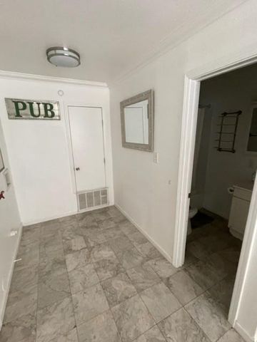 208 Medina ST, Austin, TX 78702
