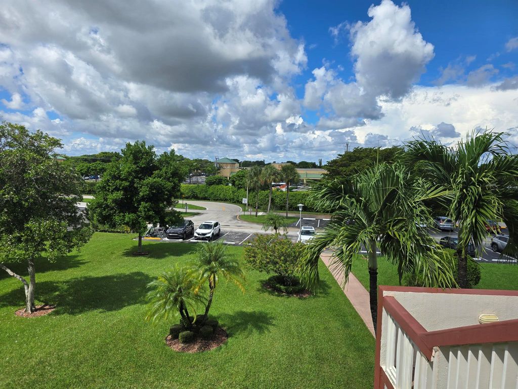 Image 24 of property listing at 41 Brighton A, Boca Raton, FL 33434