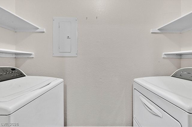 220 Mission Newport Lane 105, Las Vegas, NV 89107