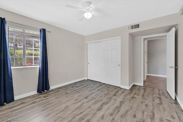 220 Mission Newport Lane 105, Las Vegas, NV 89107