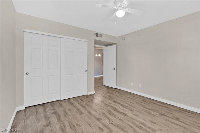 220 Mission Newport Lane 105, Las Vegas, NV 89107